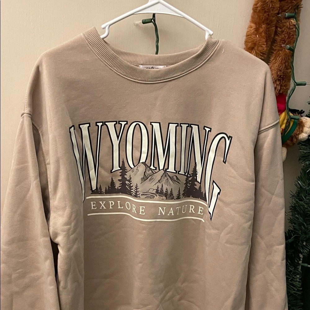 Refuge Athletics Beige Sweatshirt